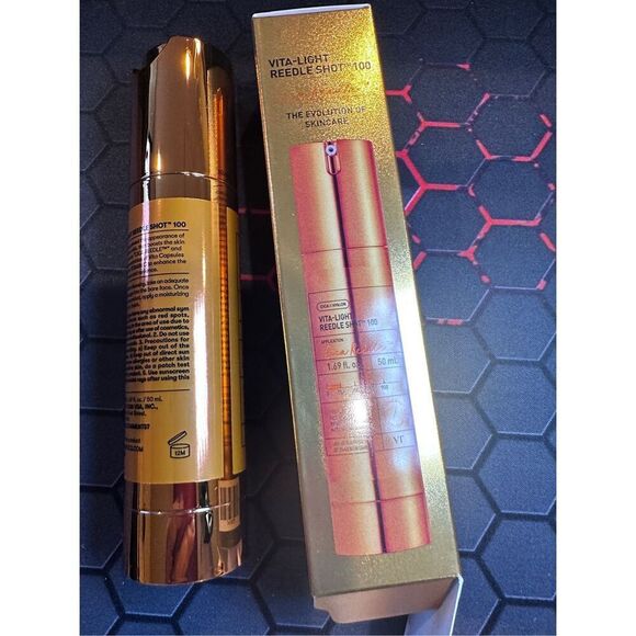 VT Cosmetics Vita-Light Reedle Shot 100, Serum with Vitamin C 50ml - Picture 2 of 6
